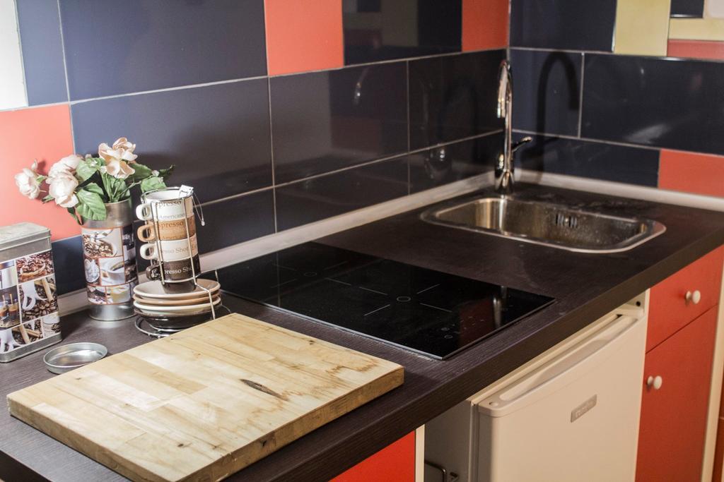Piccola Arianna Apartment Napoli Bagian luar foto